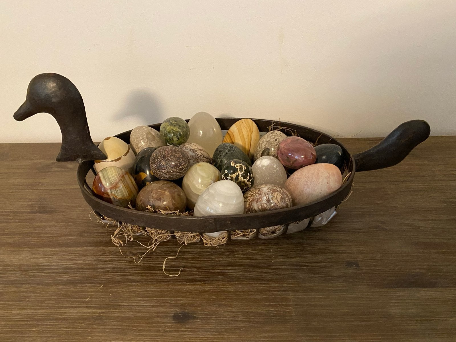20 natuurstenen eieren in vintage eendenmand, Ophalen