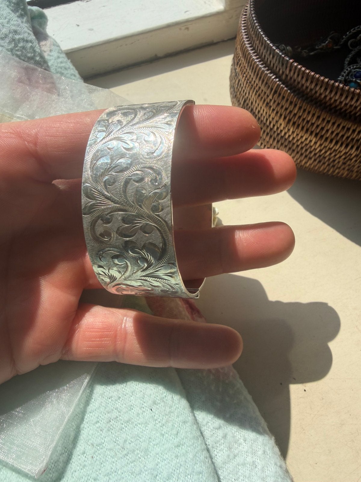 Antiek zilveren armband geetst bangle, Ophalen of Verzenden, Zilver, Armband