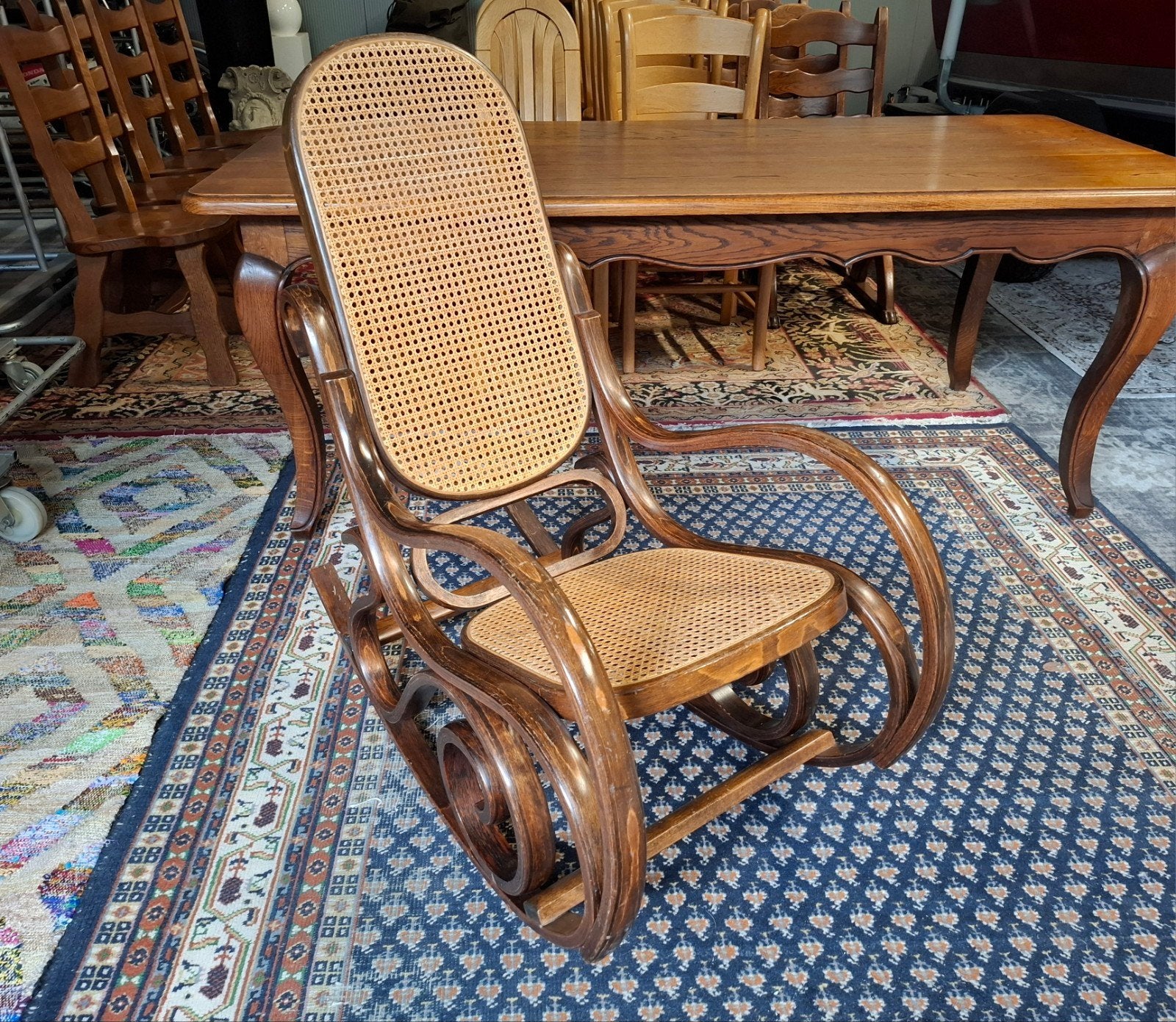 Vintage Michael Thonet Schommelstoel in mooie staat! kijk,, Ophalen, Zo goed als nieuw