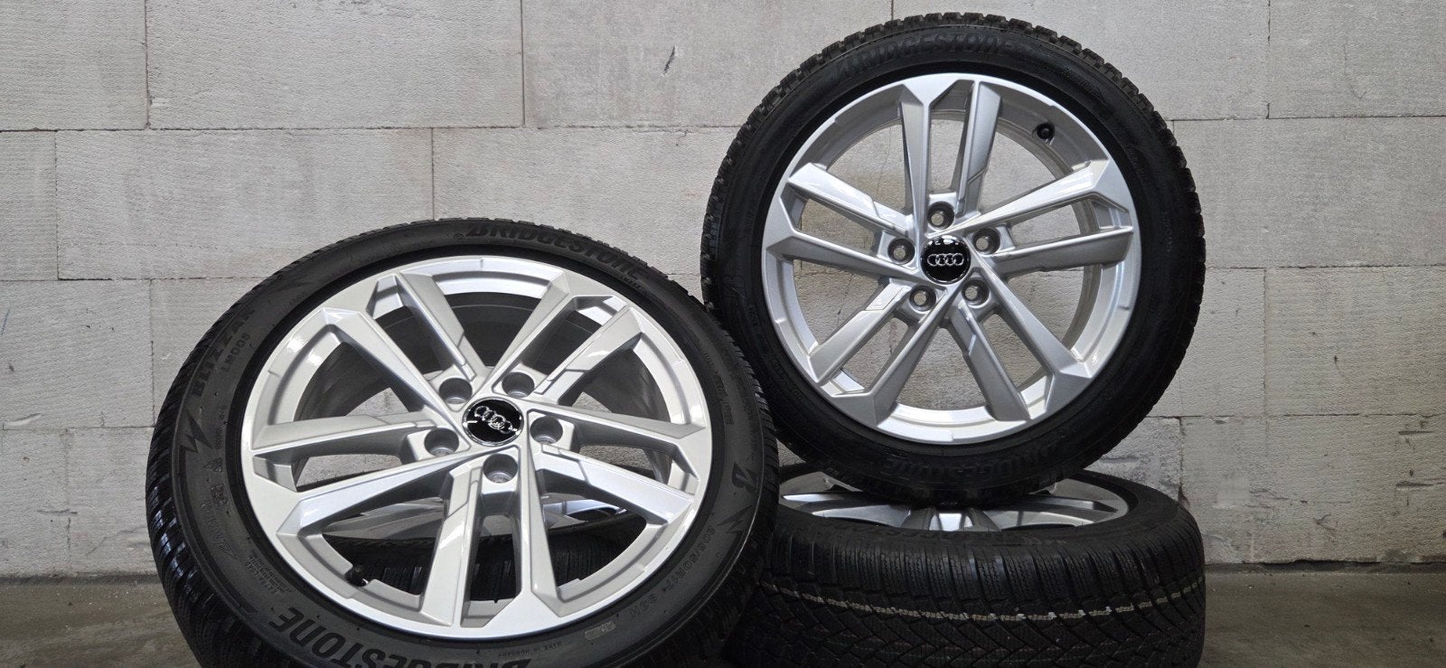 17" Audi A3 VW Golf Leon Octavia velgen winterbanden NIEUW, Banden en Velgen, Nieuw, 17 inch, C