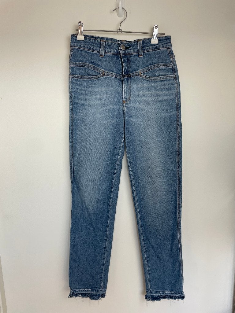 Closed Pedal Pusher jeans blauw gerafelde zomen IT 42 / 36, Kleding | Dames, Spijkerbroeken en Jeans, Zo goed als nieuw, W28 - W29 (confectie 36)