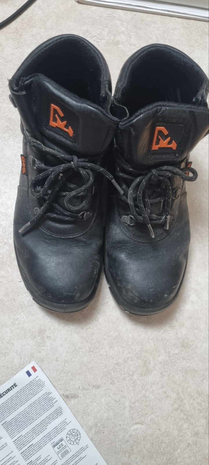 Emma Veiligheidsschoenen Ringo 730 S2 SRC Maat 42, Ophalen of Verzenden, Gebruikt