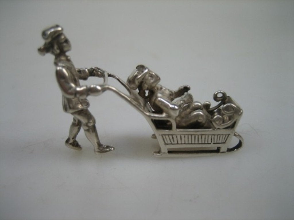Zilver Miniatuur Vrouw met Kind en Slee 1964 van J. Weeda, Verzenden, Zilver