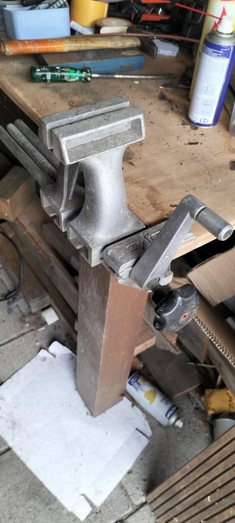 Bankschroef aluminium zyliss swiss made, Doe-het-zelf en Verbouw, Gereedschap | Handgereedschap, Ophalen of Verzenden