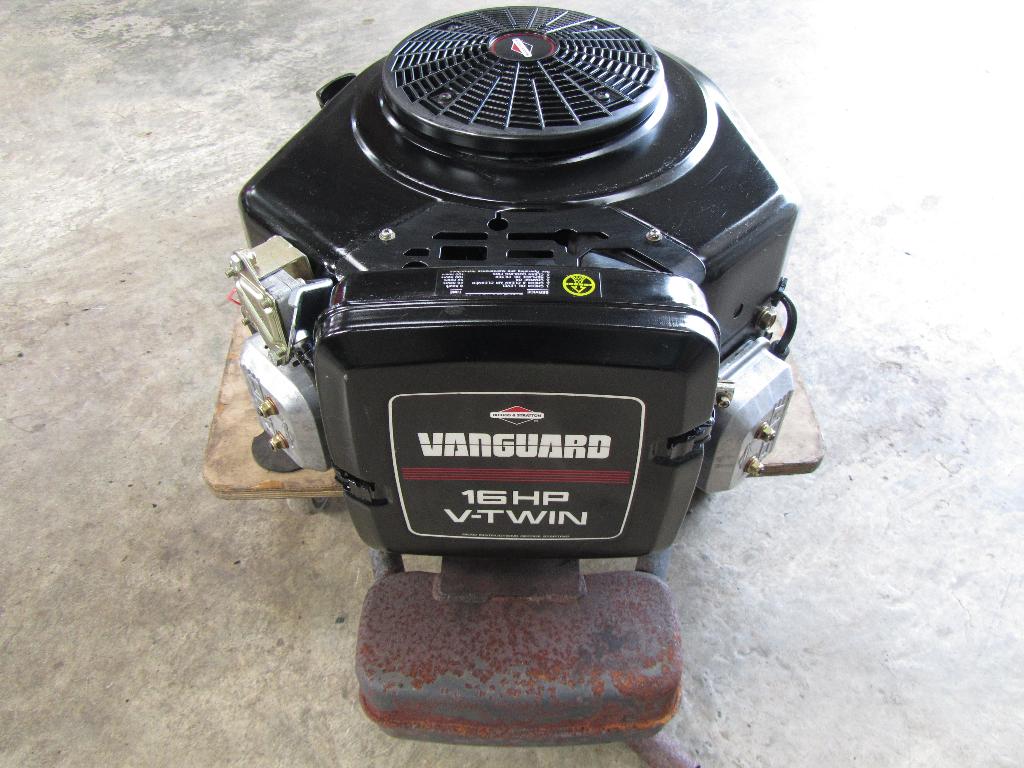 Briggs & Stratton motor Vanguard 16 HP V-Twin ( met gar.), Ophalen, Gebruikt, Briggs & Stratton