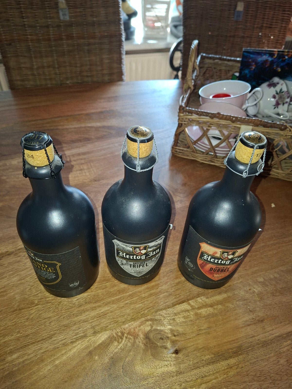 Hertog Jan Grand Prestige, Tripel en Dubbel flessen, Ophalen
