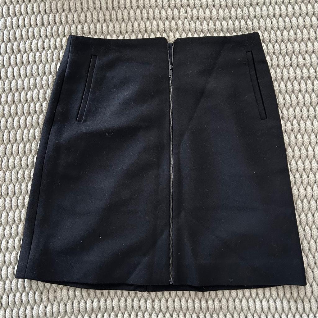 rok Cos,zwarte wol,nieuw, Kleding | Dames, Rokken, Maat 38/40 (M), COS, Zwart, Ophalen of Verzenden