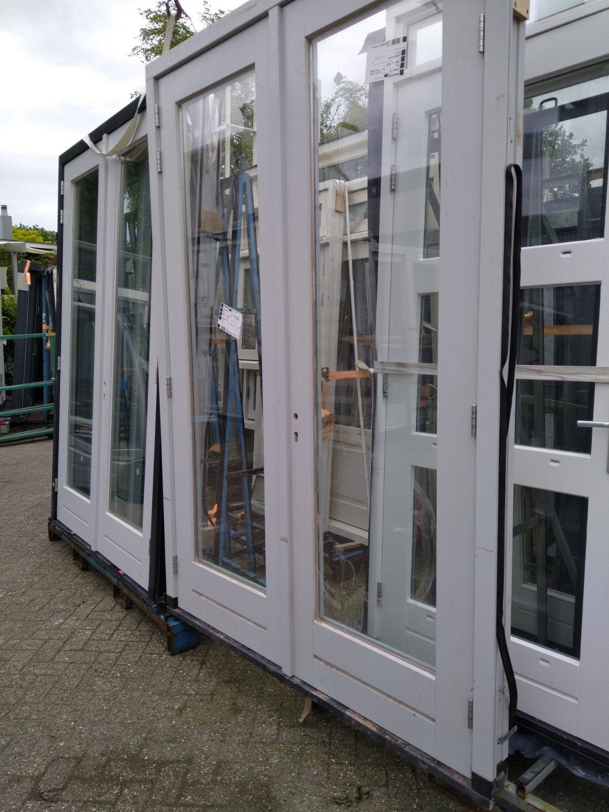 2 sets tuindeuren