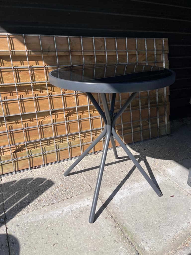 Tuintafel rond metaal, Ophalen, Zo goed als nieuw, Rond, Metaal