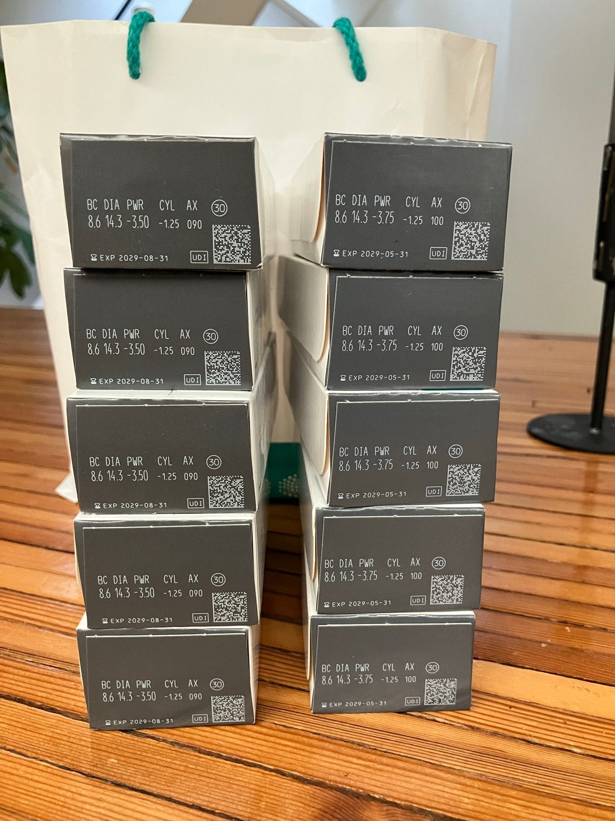 iWear Activ Astigmatism daglenzen (12 dozen), Verzenden, Nieuw, Toebehoren, Overige kleuren