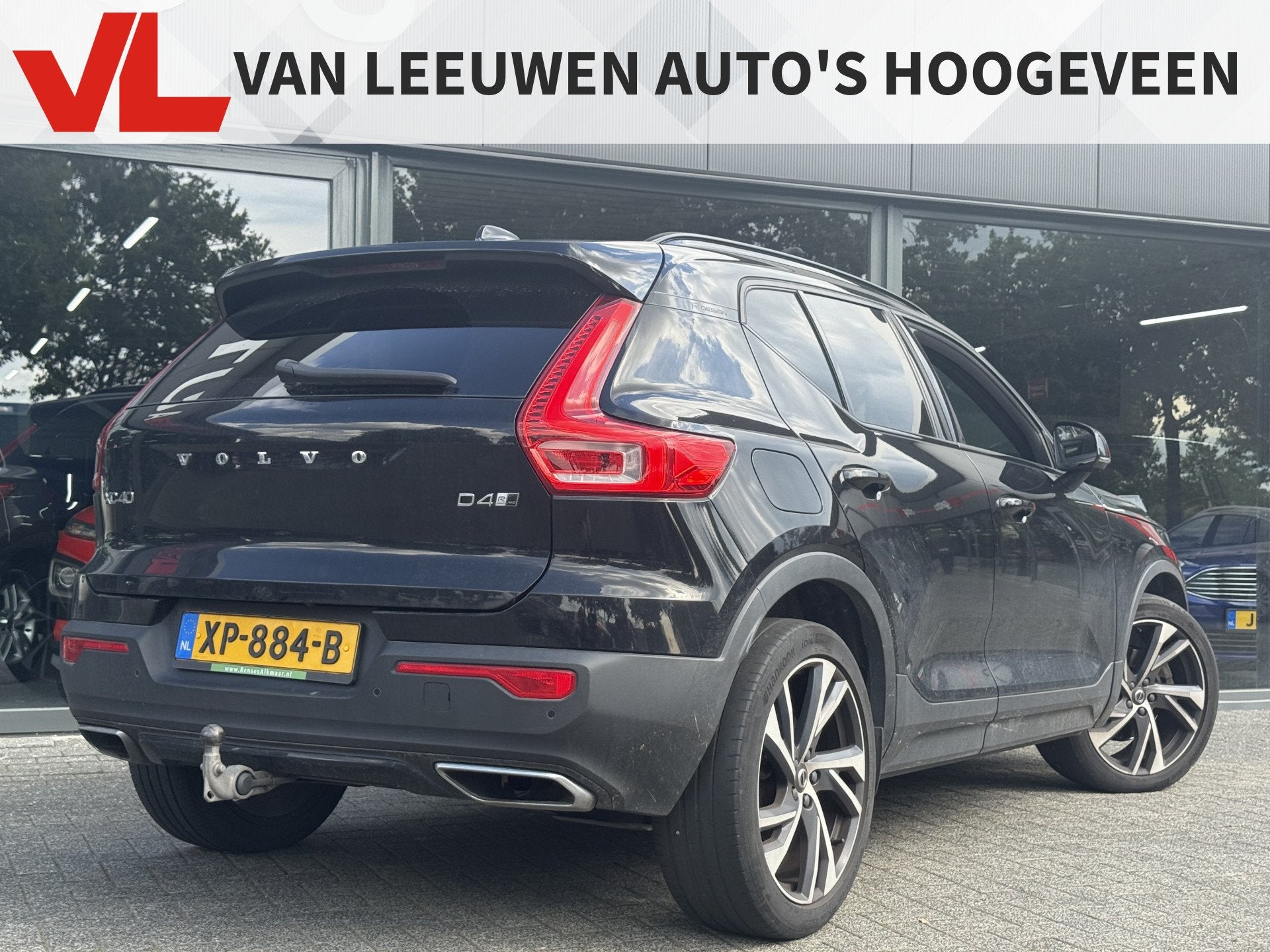Volvo XC40 2.0 D4 AWD R-Design | Nieuw binnen | Trekhaak | P, Auto's, Volvo, Automaat, 1969 cc, Zwart, Bedrijf
