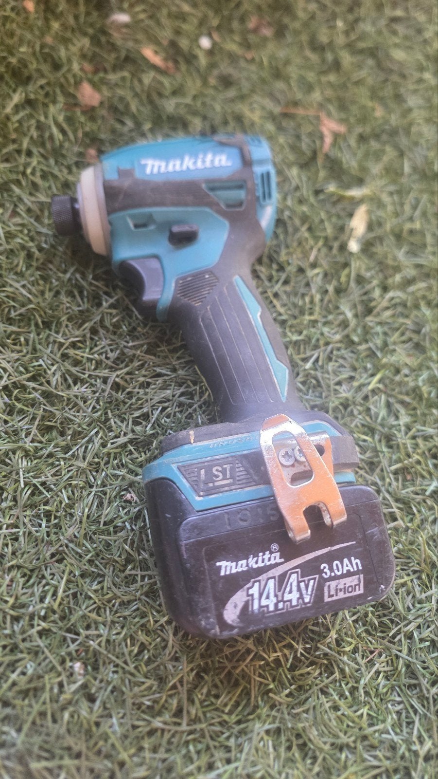 Makita DTD172 slagschroevendraaier (geen origineel), Gebruikt, Variabele snelheid, Ophalen of Verzenden, Boor- en Schroefmachine