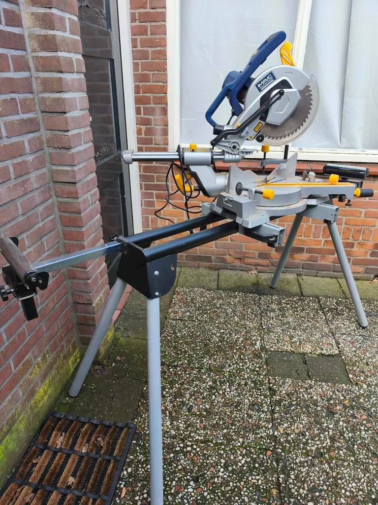 Afkortzaag Mac, Doe-het-zelf en Verbouw, Gereedschap | Zaagmachines, Ophalen, Zo goed als nieuw, Afkortzaag, 30 tot 70 mm