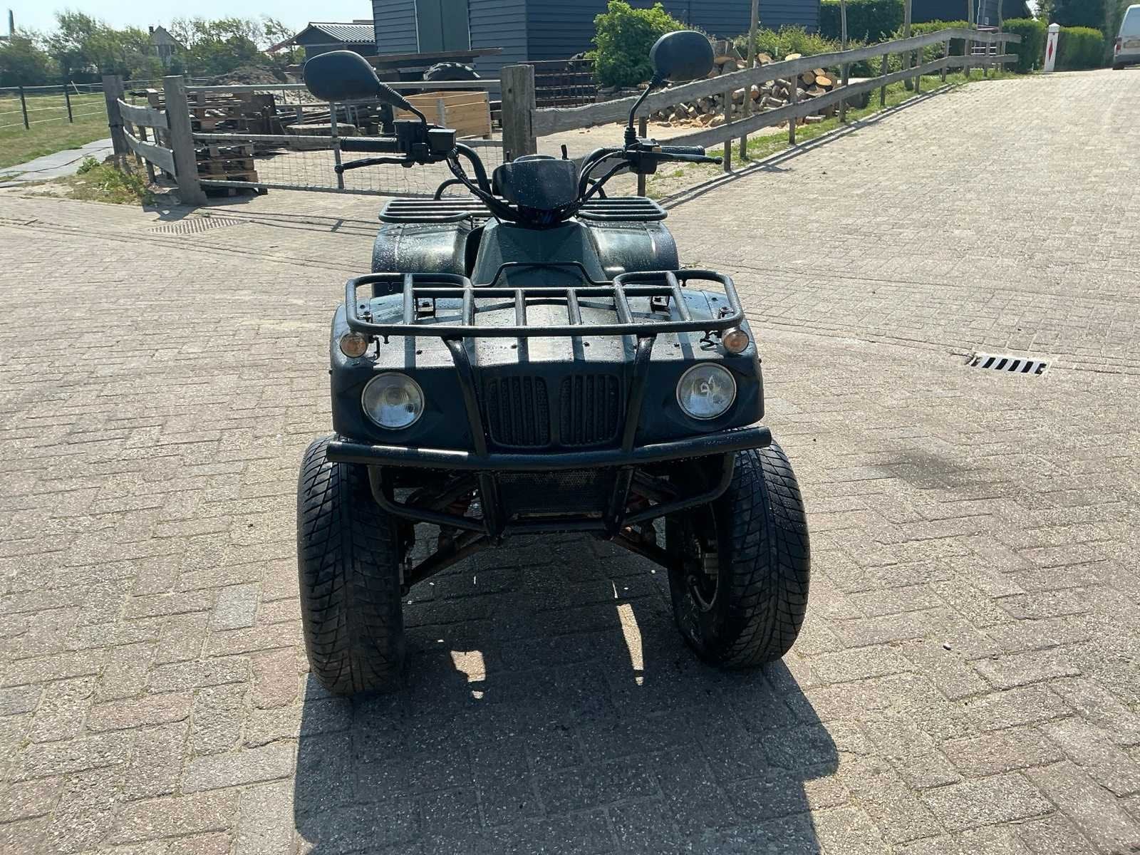 FN commander 200 4x2 Quad