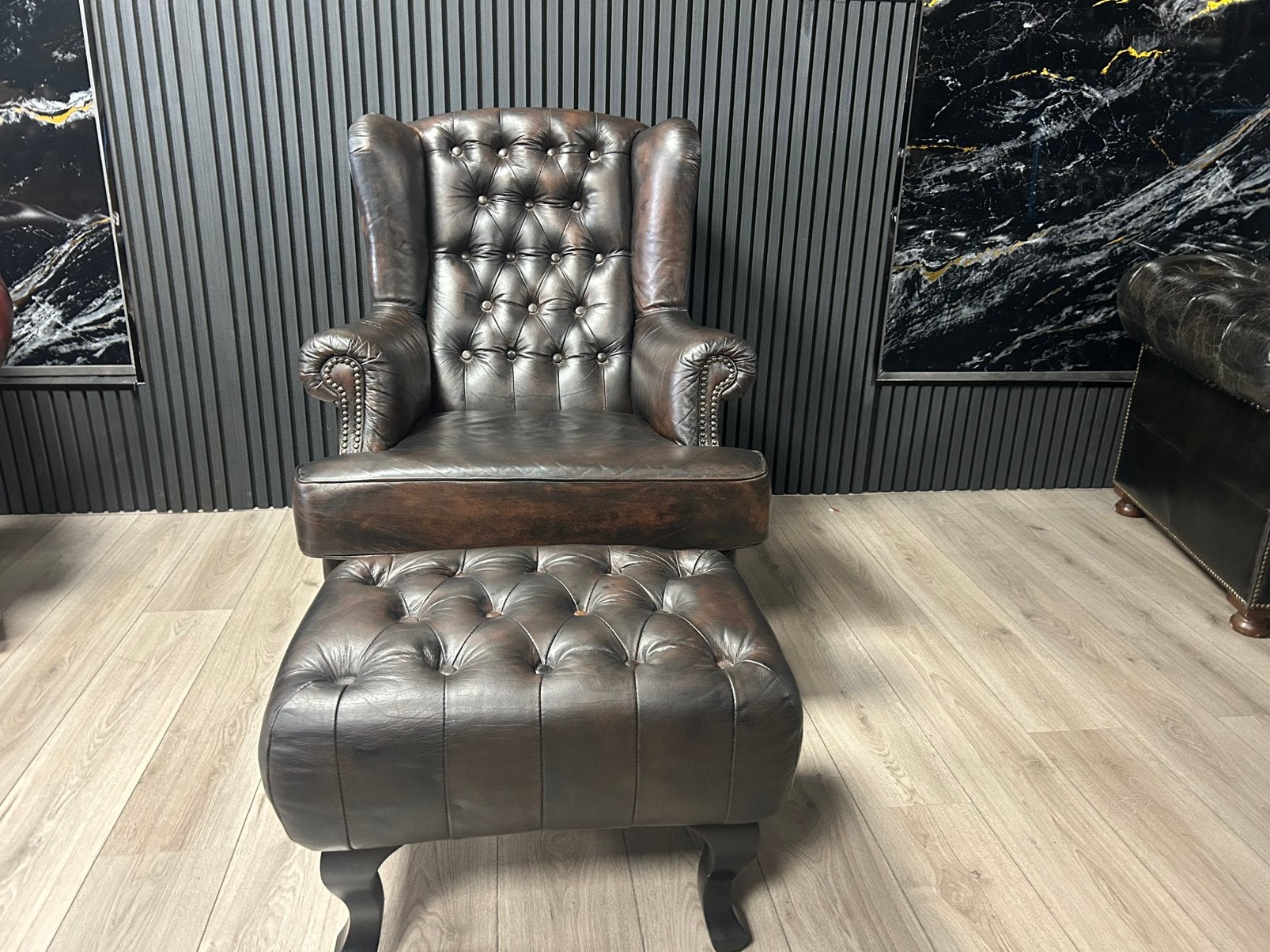 Chesterfield Lederen Oorfauteuil + Hocker!!, Huis en Inrichting, Fauteuils, Ophalen of Verzenden, Zo goed als nieuw, 75 tot 100 cm