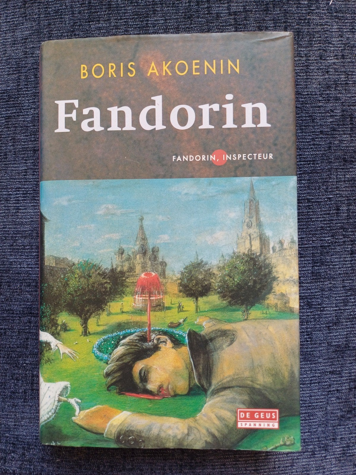 B. Akoenin - Fandorin, Boeken, Ophalen of Verzenden, Gelezen, B. Akoenin