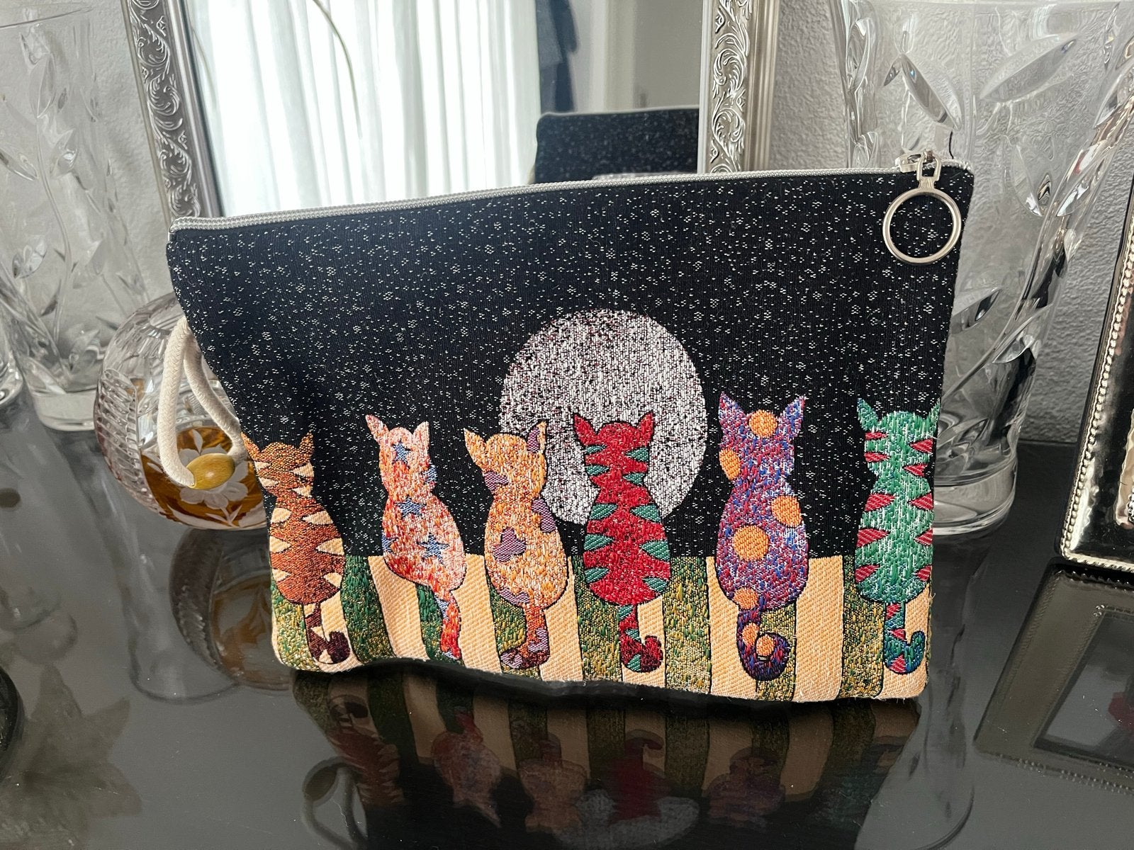 Leuk katten etui / tasje met maan en katten 21x27cm, Ophalen of Verzenden, Gebruikt, Zwart, Overige typen