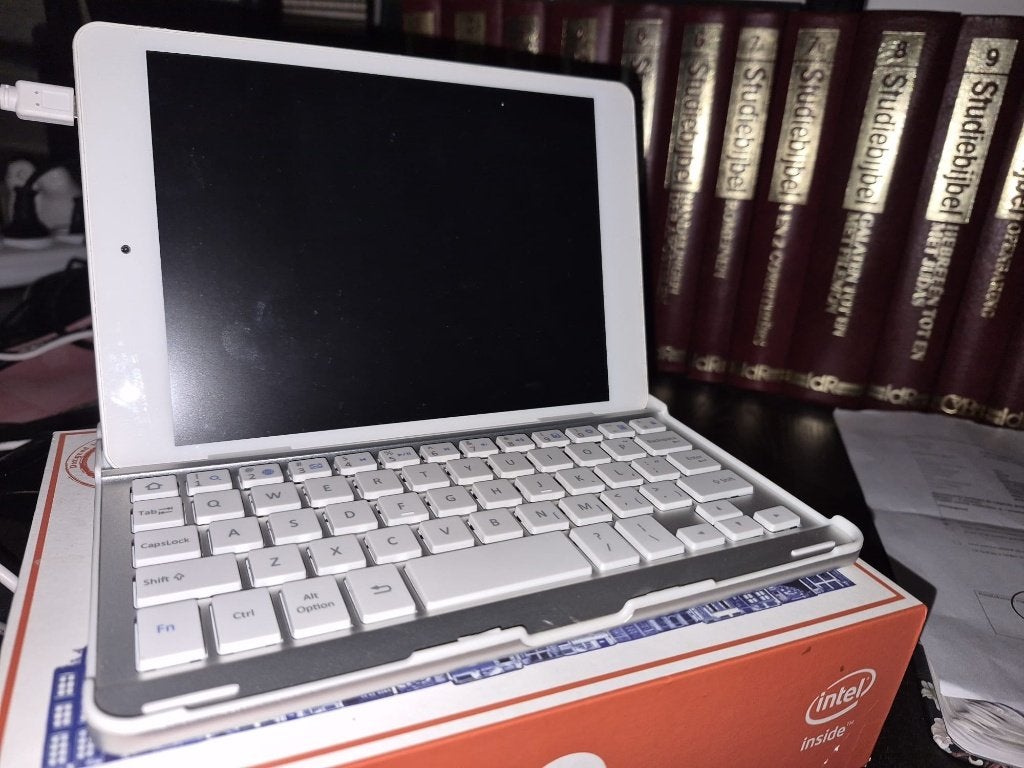 Mini laptop / table, Gebruikt, 8 GB, Minder dan 2 Ghz, 10 inch of minder