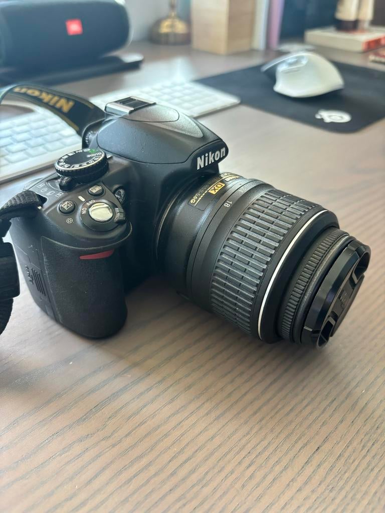 Nikon D3100 Spiegelreflexcamera met AF-S DX NIKKOR 18-55mm, Ophalen, Gebruikt, Spiegelreflex, 4 t/m 7 keer