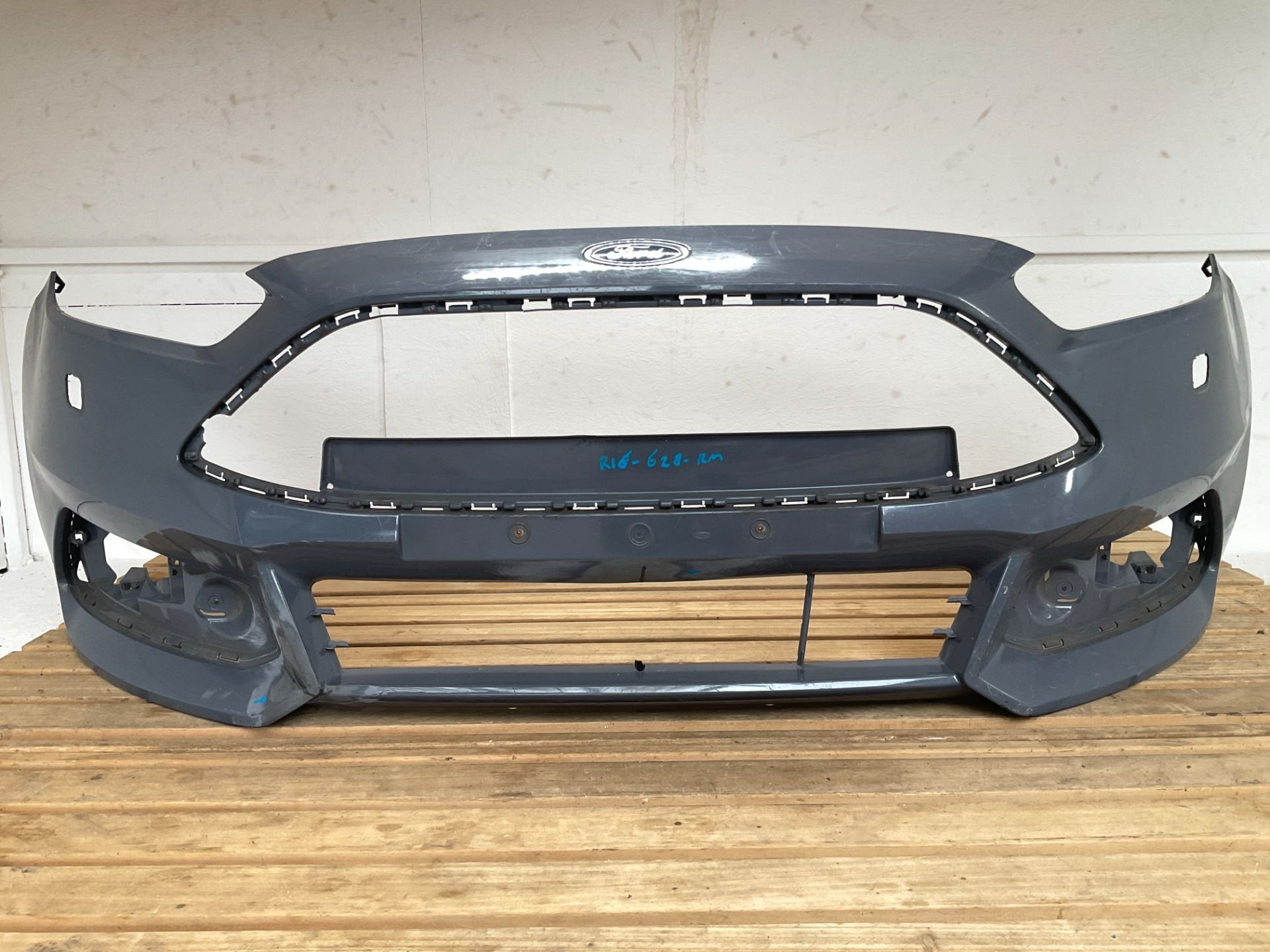 Bumper Ford Focus Mk3 STLINE ST-LINE ST F1EB17757B Voorbumpe, Auto-onderdelen, Gebruikt, Info@ford.com, Ophalen of Verzenden, Ford