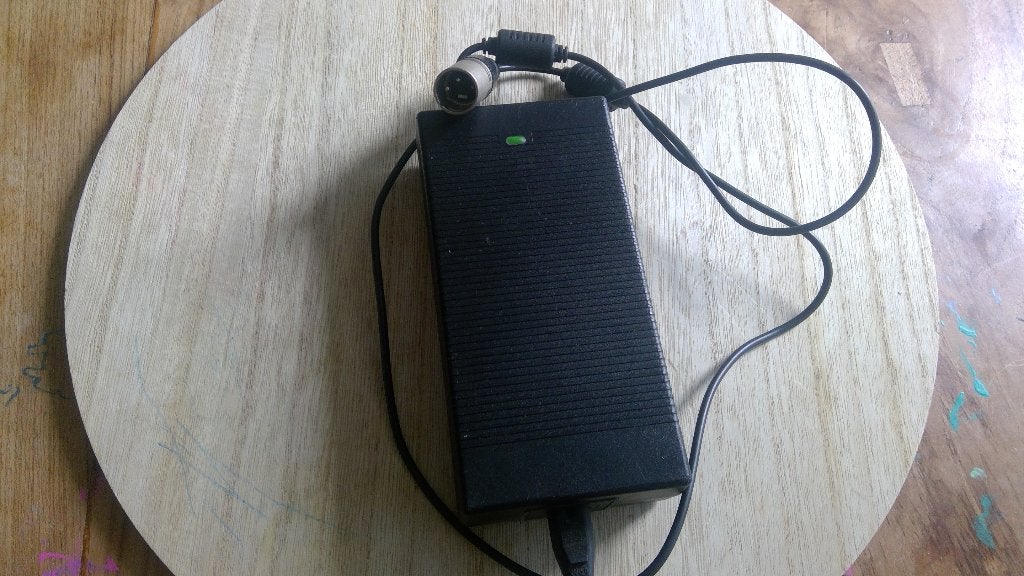 acculader voor fiets, Ophalen of Verzenden, Gebruikt