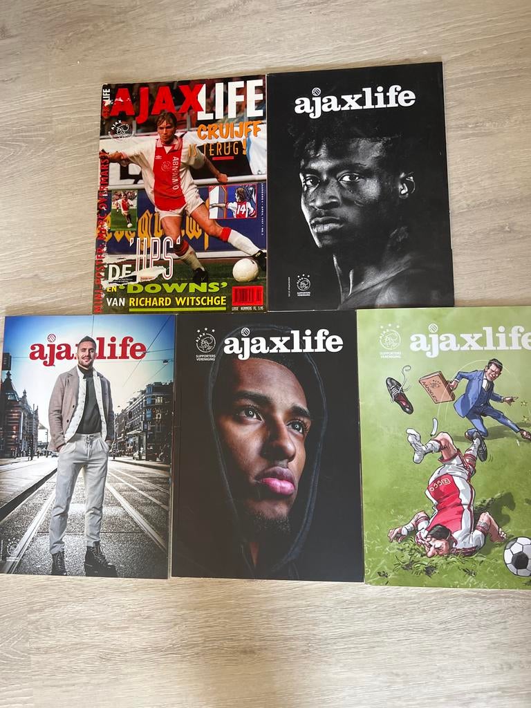 Ajax Life Magazine Tijdschrift - 5 diverse exemplaren, Ophalen of Verzenden, Gelezen, Sport en Vrije tijd