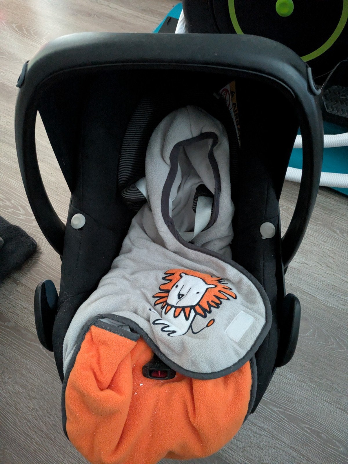 Maxi cosi Pebble met newborn zitverkleiner, Ophalen, Autogordel of Isofix, Gebruikt, 0 t/m 13 kg