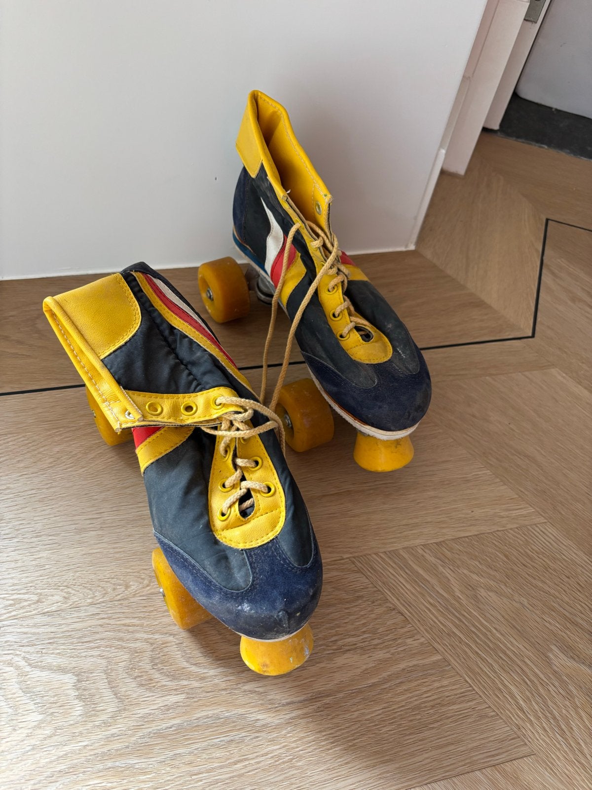 Vintage Roller Skates - Maat 38/39, Ophalen, Gebruikt, Dames