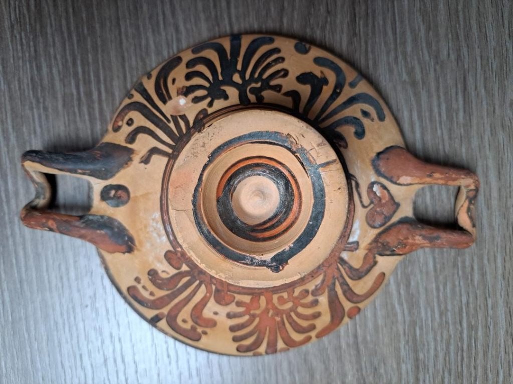 bodemvondst griekse kylix  4e eeuw voor chr, Antiek en Kunst, Ophalen of Verzenden