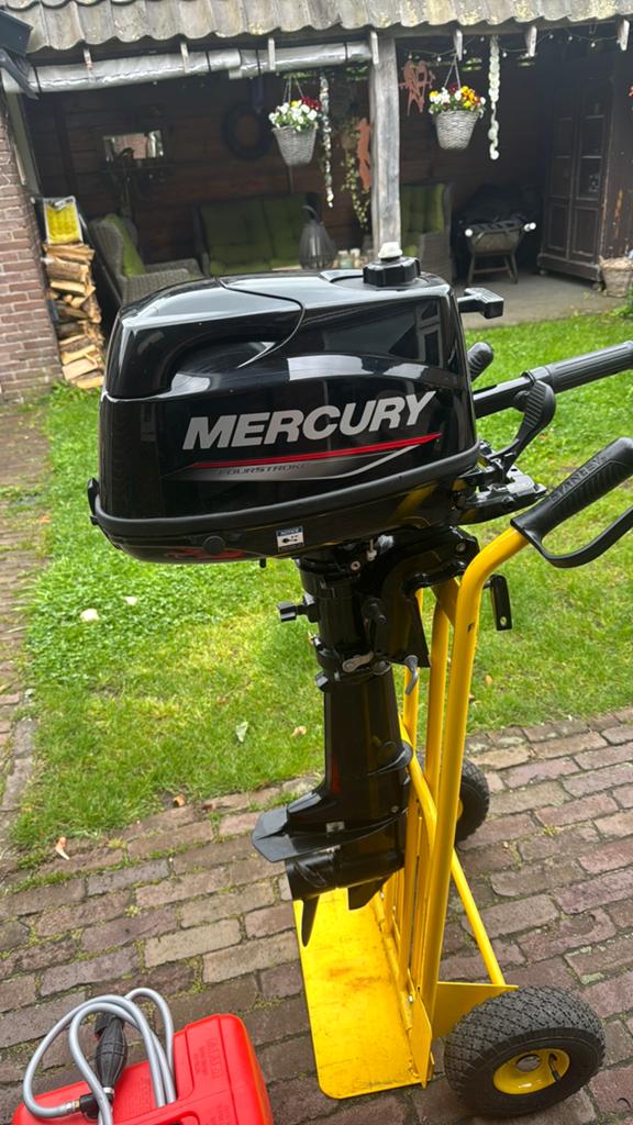 Mercury 6 pk 4-takt buitenboordmotor - Zo goed als nieuw, Watersport en Boten, Ophalen, 5 tot 10 pk, Viertaktmotor, Zo goed als nieuw