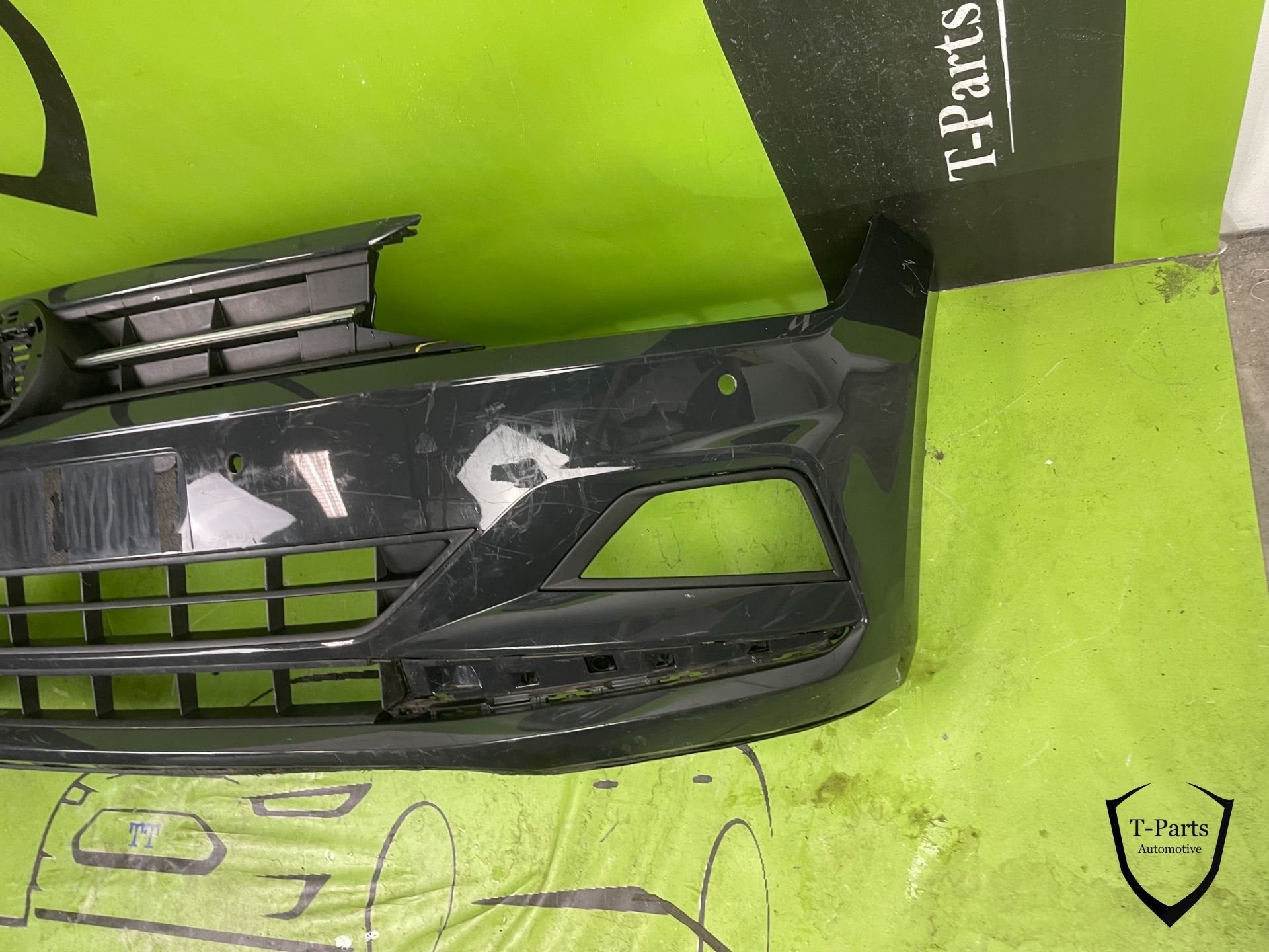 volkswagen polo 2G voorbumper bumper grille rooster, Info@fabrikant.eu, Volkswagen, Ophalen of Verzenden, Bumper