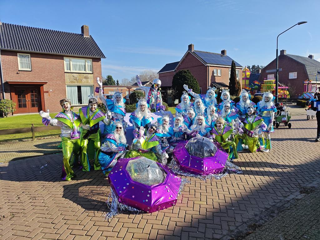 Carnavalspakken Ruimte Thema - Groep, Carnaval, Kleding, Gedragen, Ophalen