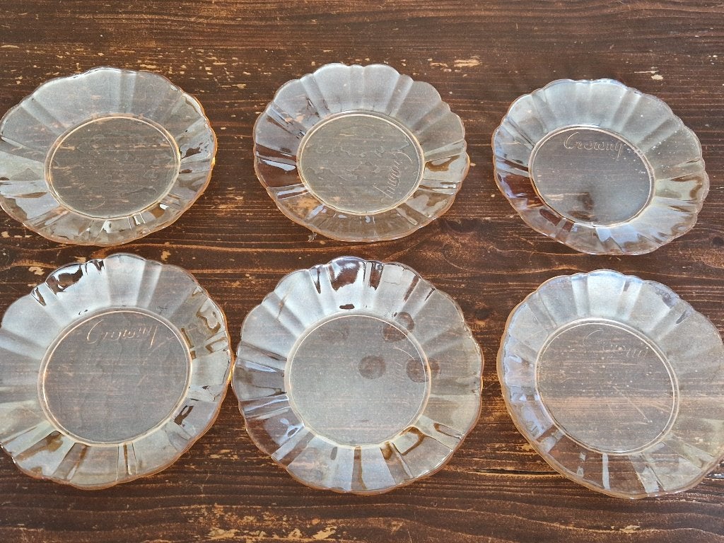 6x vintage gebaksschotels van donkergeel glas, Ophalen of Verzenden, Glas, Overige stijlen, Glas of Glazen