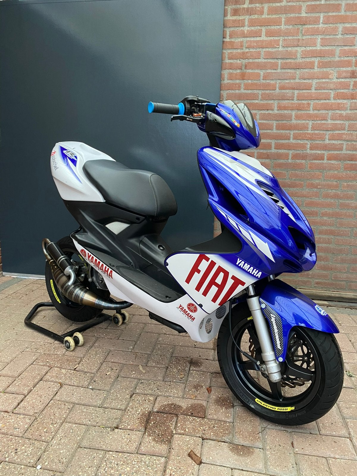 Yamaha aerox rossi gezocht!!, Ophalen, Zo goed als nieuw, Benzine, Aerox