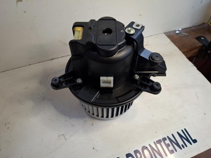 Kachel Ventilatiemotor van een Alfa Romeo Stelvio, Gebruikt, -, Verzenden, -