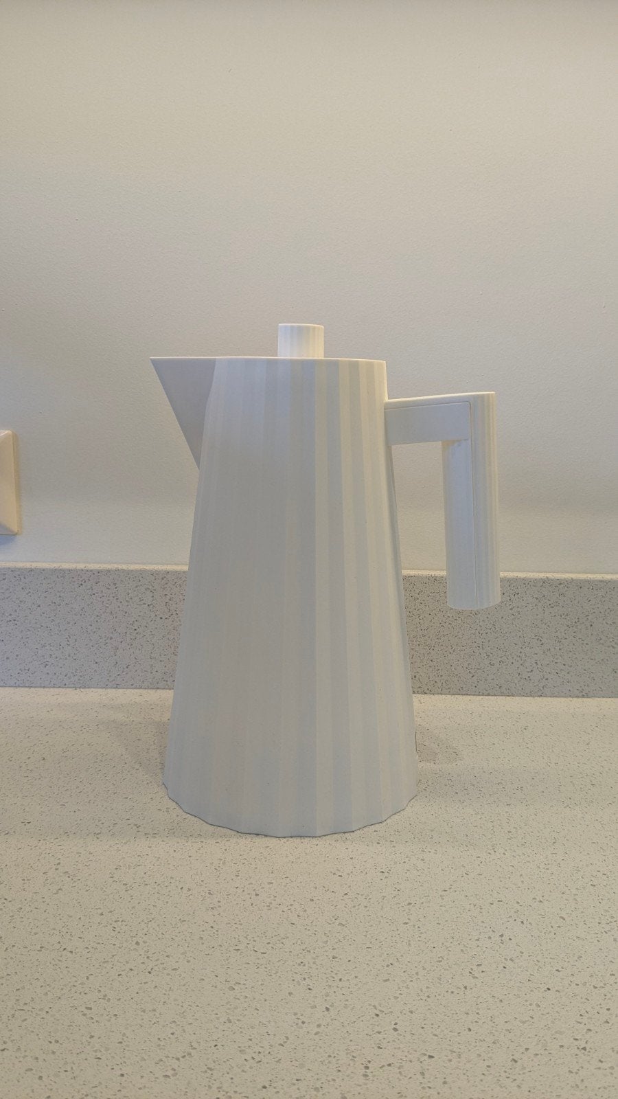 Alessi Plissé waterkoker Wit - Nieuw in doos, 1 tot 2 liter, Ophalen of Verzenden, Nieuw