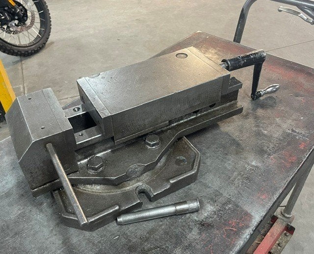 Hydraulische machineklem, Ophalen, Gebruikt