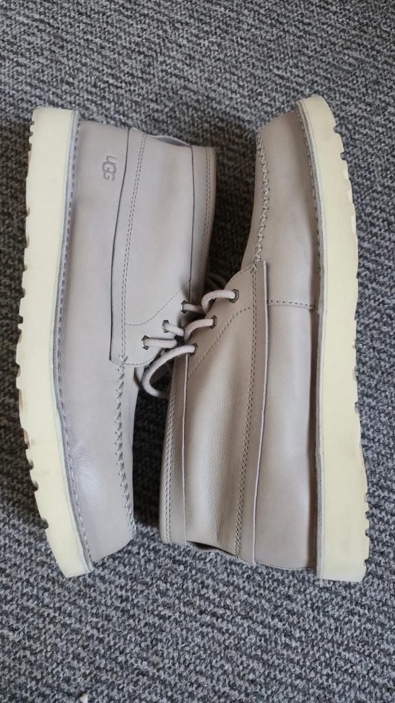 Ugg heren schoenen maat 46 lichtgrijs, Kleding | Dames, Schoenen, UGG, Ophalen of Verzenden, Zo goed als nieuw, Grijs