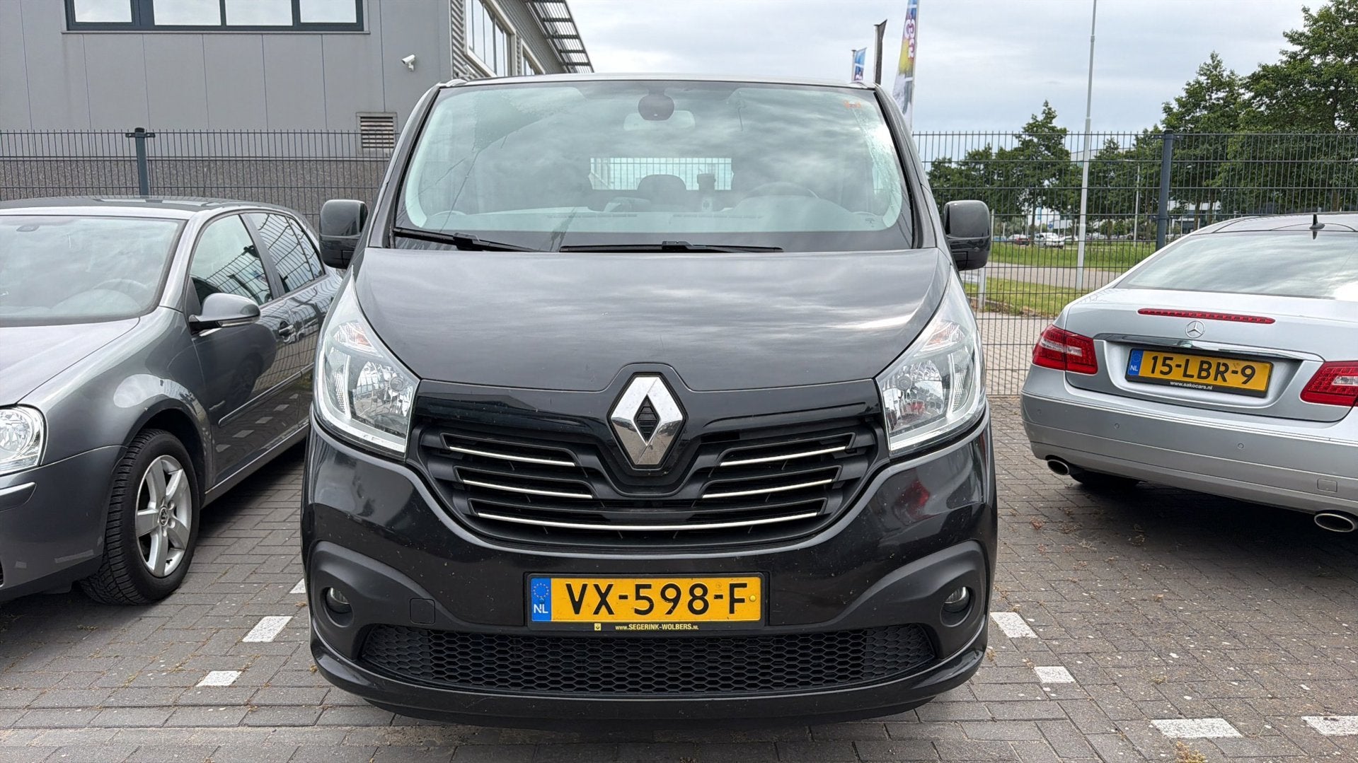 Renault Trafic 1.6 dCi T29 L2H2 Comfort Energy 2016 NAP Dubb, Voorwielaandrijving, Euro 5, Stof, Gebruikt