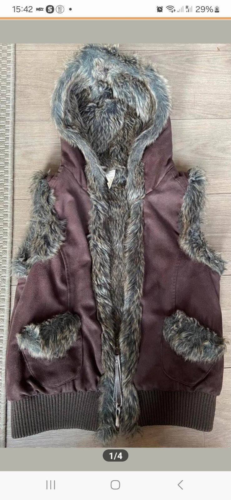 Mouwloos vest met capuchon en imitatiebont, Kleding | Dames, Bodywarmers, Maat 38/40 (M), Bruin, Ophalen of Verzenden, Onbekend