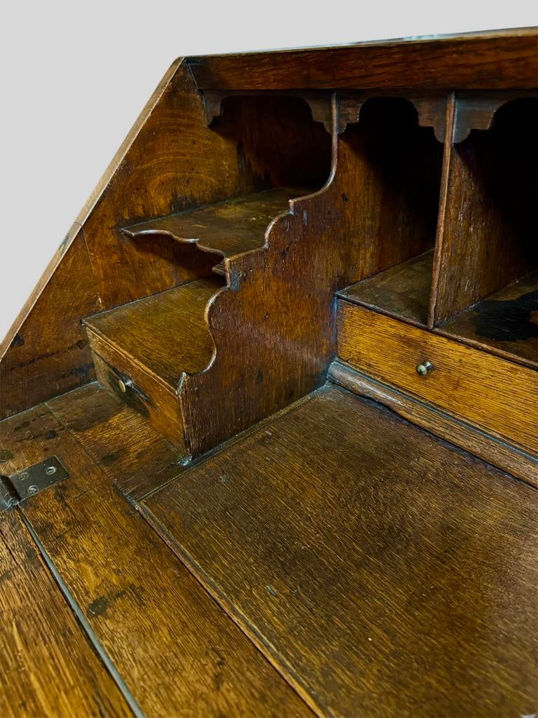 Antieke Engelse secretaire ca 1720, Huis en Inrichting, Kasten | Secretaires, Ophalen, Zo goed als nieuw