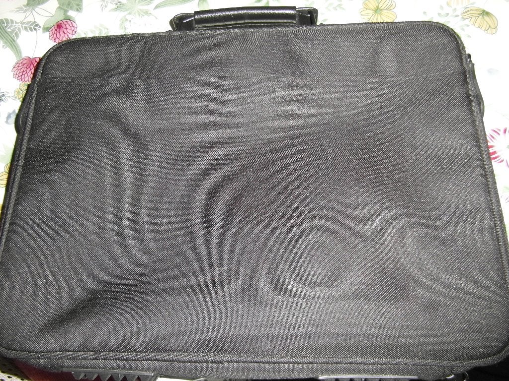 1 Laptas Targus, Computers en Software, Laptoptassen, Ophalen of Verzenden, 17 inch of meer, Zo goed als nieuw, Overige typen