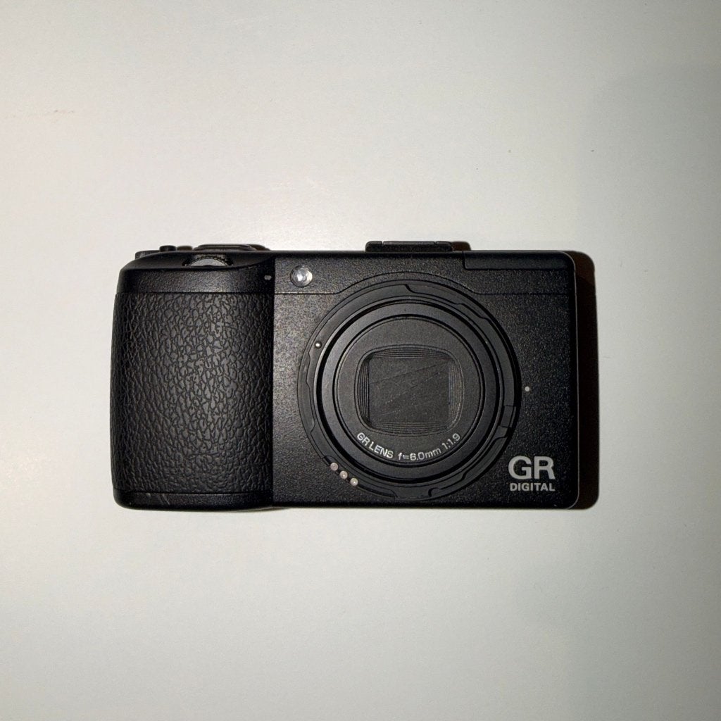 2009-2011 [MINT ++] Ricoh GR DIGITAL III --> No Ricoh GR III, Audio, Tv en Foto, Fotocamera's Digitaal, Verzenden, 10 megapixels