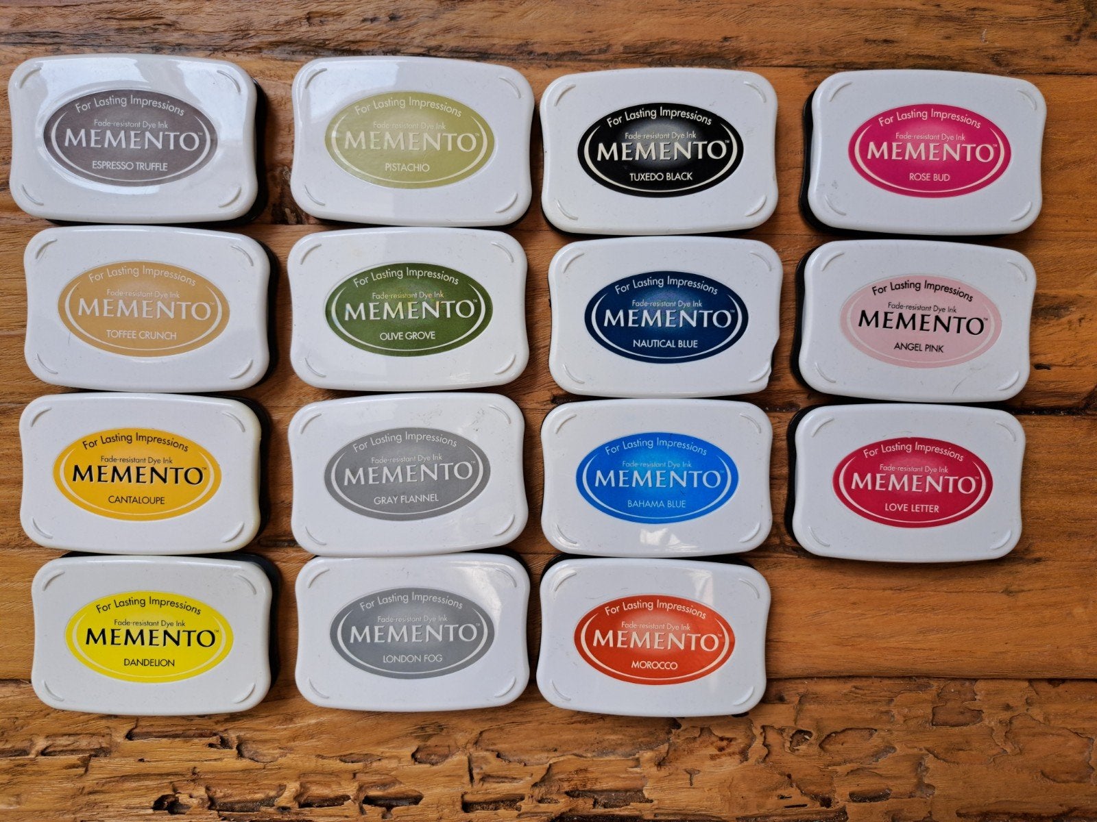 MEMENTO INKT PAD INKTPADS STEMPEL INKT 2,50 PER STUK, Ophalen of Verzenden, Zo goed als nieuw, Inkt, Foam of Stempelhouder