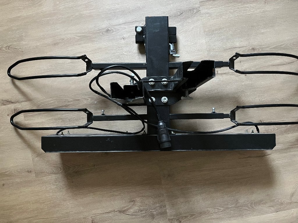 Fietsendrager, Ophalen, 2 fietsen, Gebruikt, Trekhaakdrager