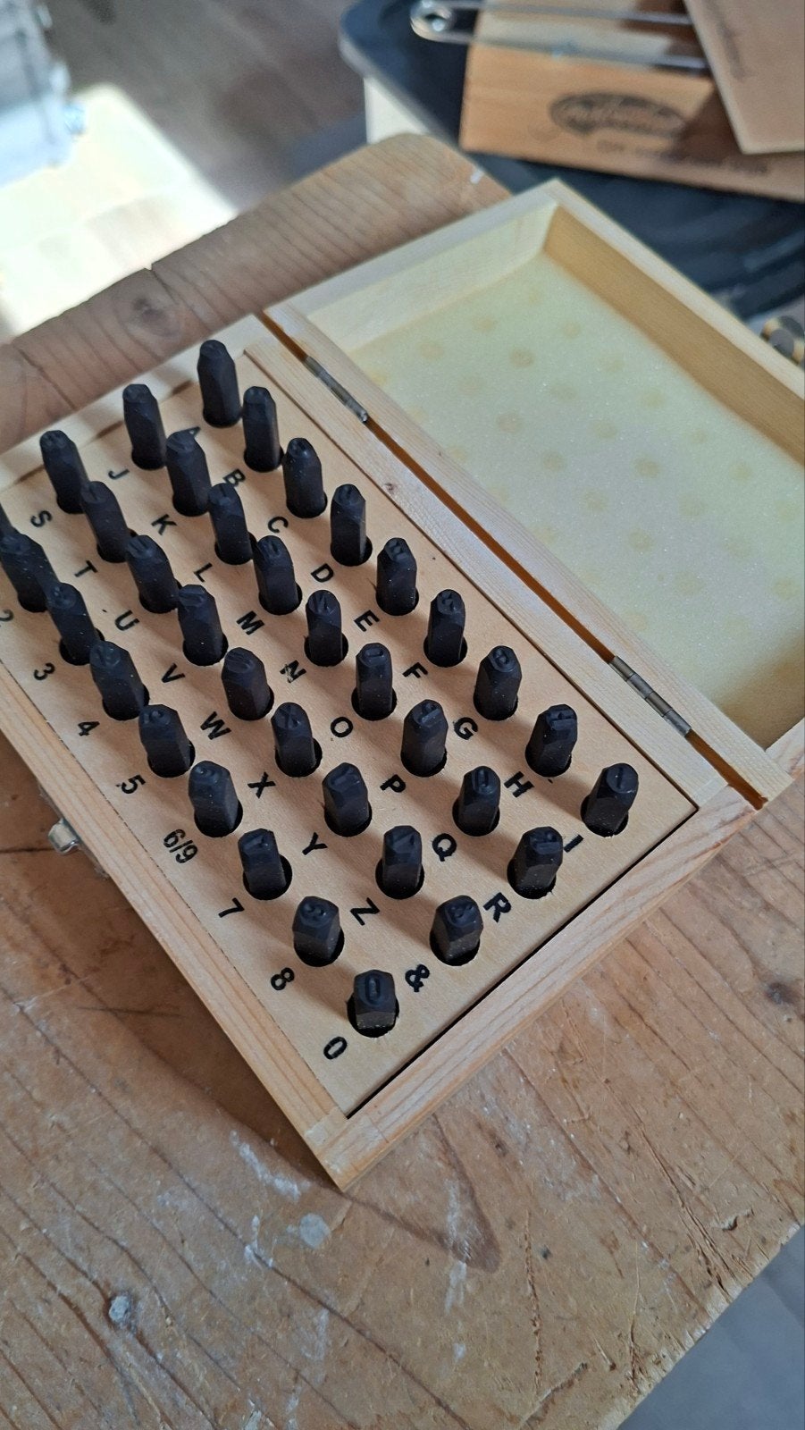 Rubenco stempelset, metalen slagset in houten doos, Ophalen, Nieuw, Gereedschap of Toebehoren