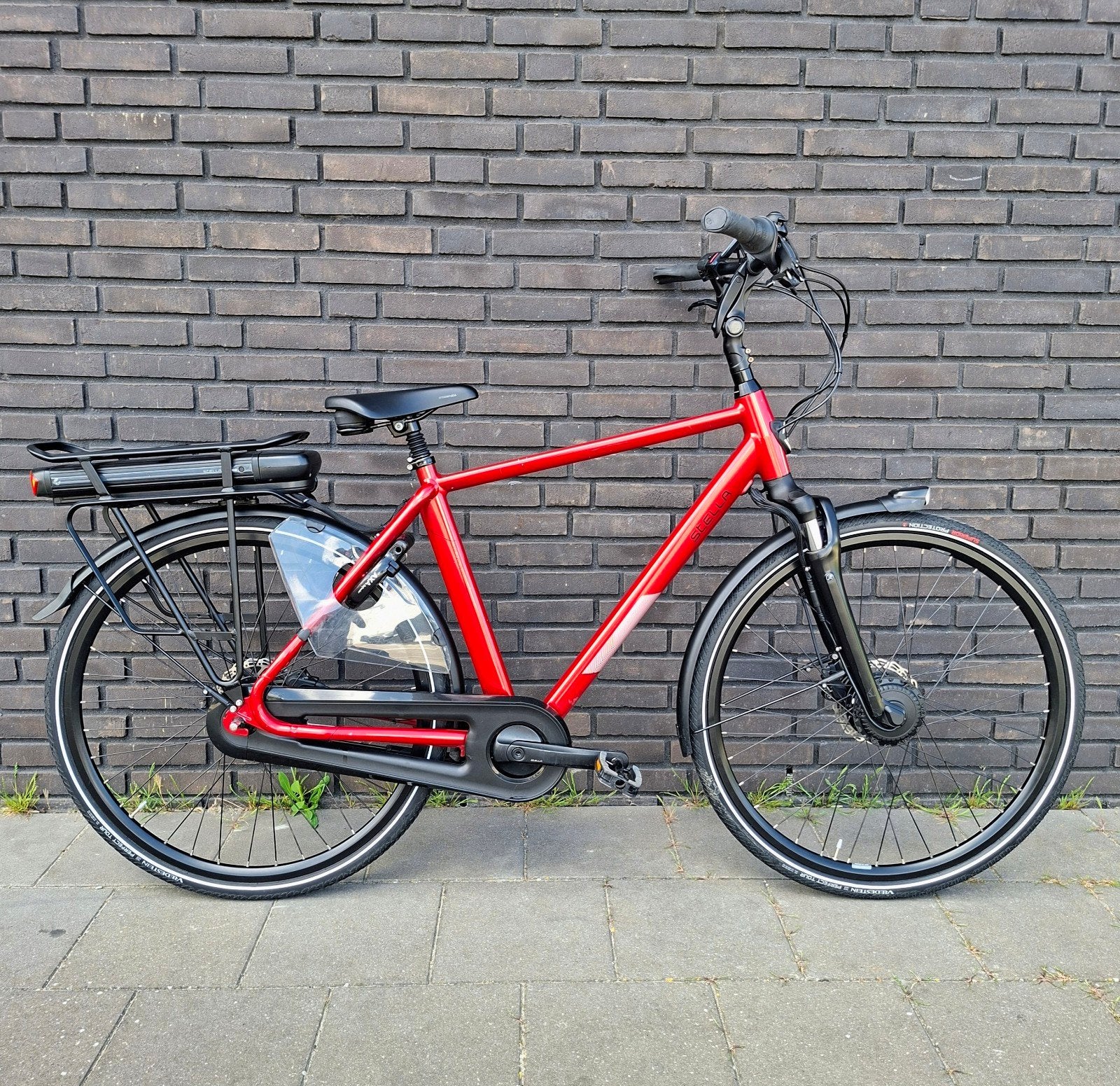 Stella Vicenza Superior Red FDST Elektrische Fiets *ZGAN*