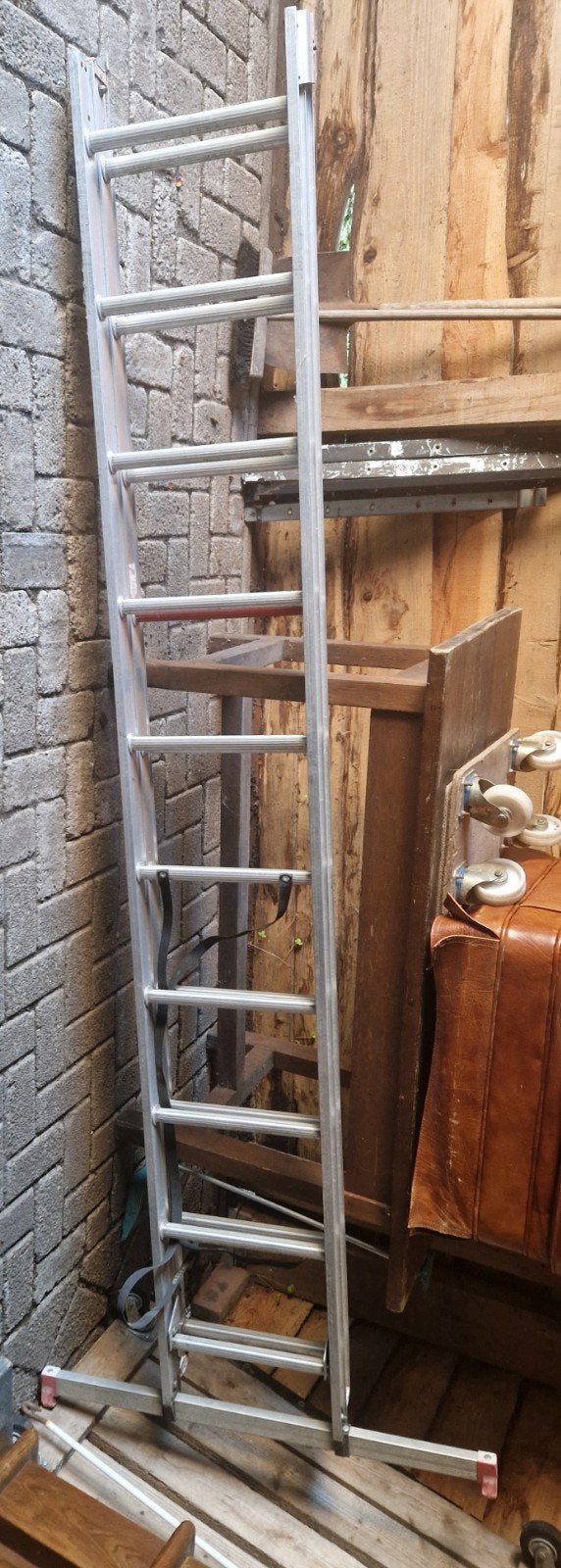 Altrex Stabilo Econom CR 2x10 sporten ladder, Doe-het-zelf en Verbouw, Ophalen, Gebruikt, Ladder, 2 tot 4 meter