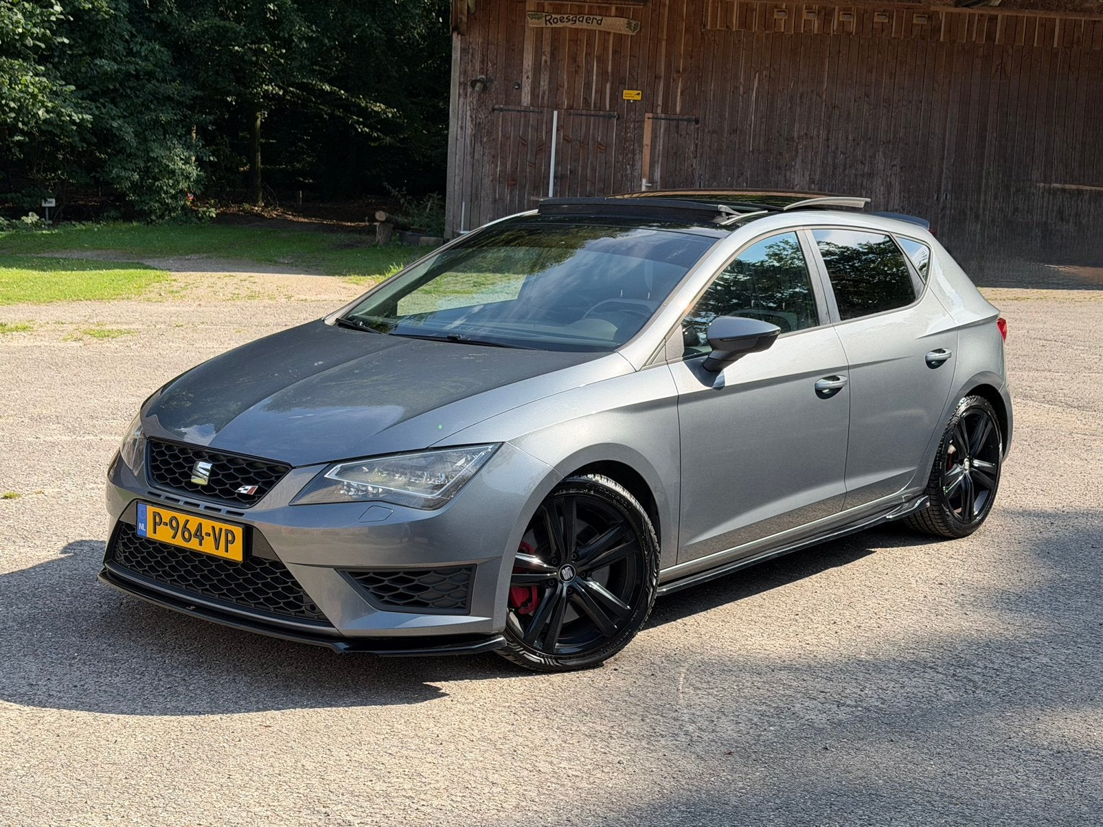 Seat Leon Cupra 2.0 TSI DSG Pano Maxton Liefhebbersauto, Auto's, Seat, 15 km/l, 1321 kg, 4 cilinders, 1984 cc