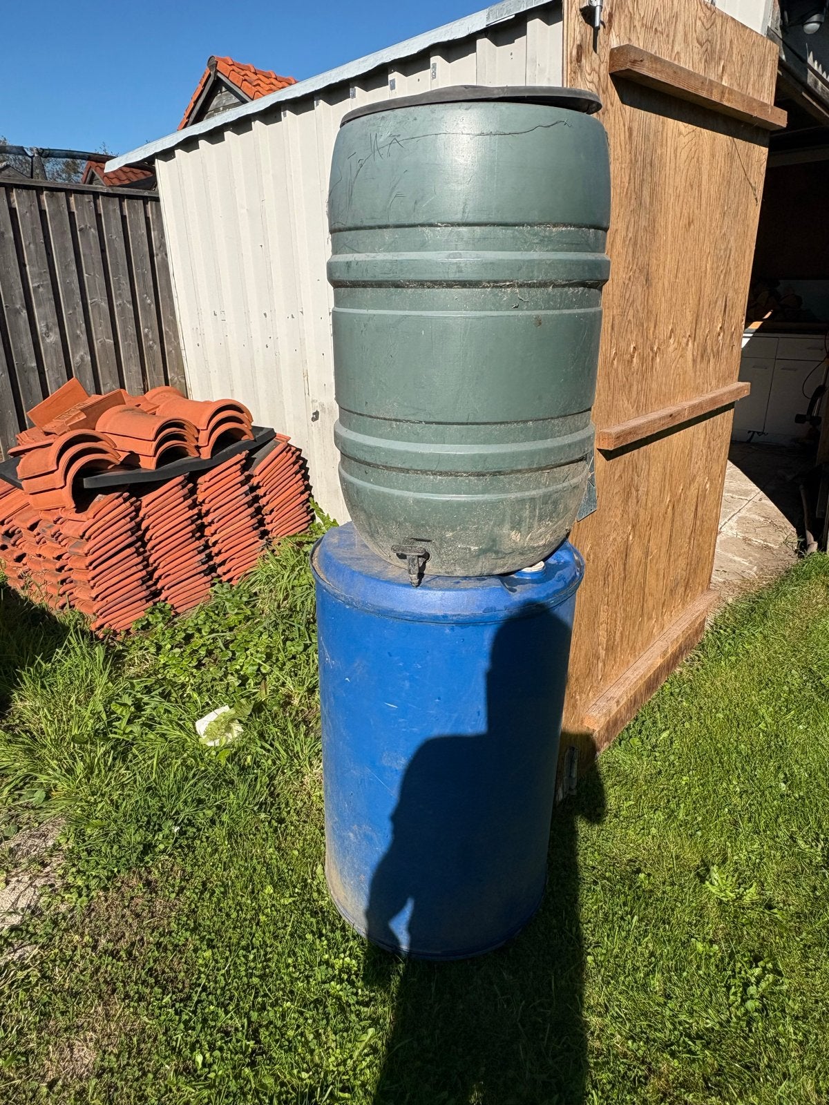 Waterton regenton met kraantje(groene) en 1 zonder kraantje, Tuin en Terras, Kunststof, Gebruikt, Met kraantje, 75 tot 150 liter